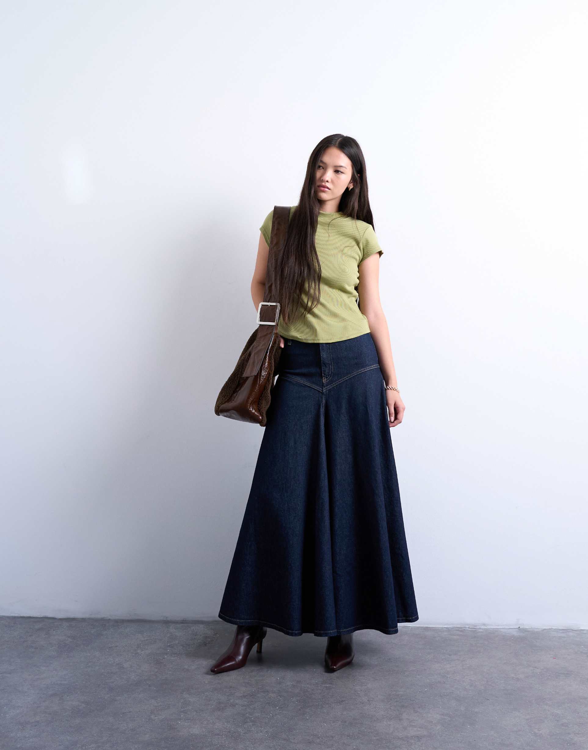 topshop rib knit fitted curved hem tee in light khaki green