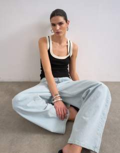 Rib scoop neck vest in black and ecru