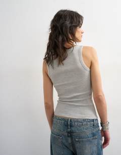 Model wearing Rib scoop neck vest in grey marl