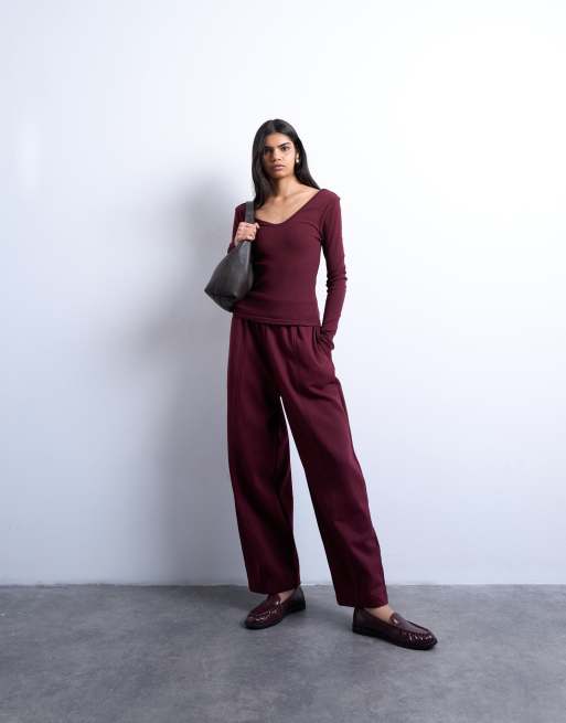 Topshop rib v-neck long sleeve curved hem top in burgundy, 2 of 4