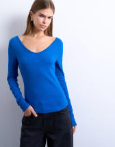 Topshop rib v-neck long sleeve curved hem top in cobalt blue