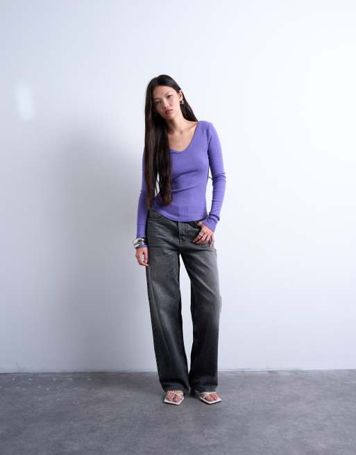 Topshop rib v-neck long sleeve curved hem top in purple, 2 of 4