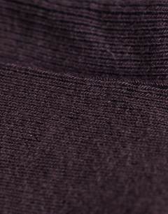 Model wearing Ribbed frill socks in chocolate