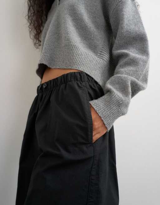 Topshop ripstop shorts with toggle detail in black, 4 of 5