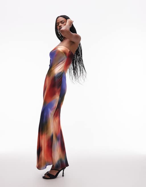 Topshop - Robe bandeau longue en satin à imprimé coucher de soleil - Multicolore