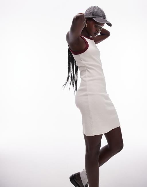 Topshop - Robe courte à col nageur et bords contrastants - Ivoire/bordeaux