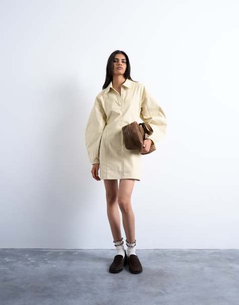 Topshop - Robe courte à col polo structuré - Beige - view 1