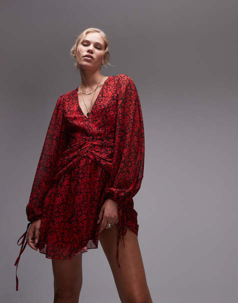 Topshop - Robe courte froncée à la taille avec col en V - Rouge fleuri - view 1