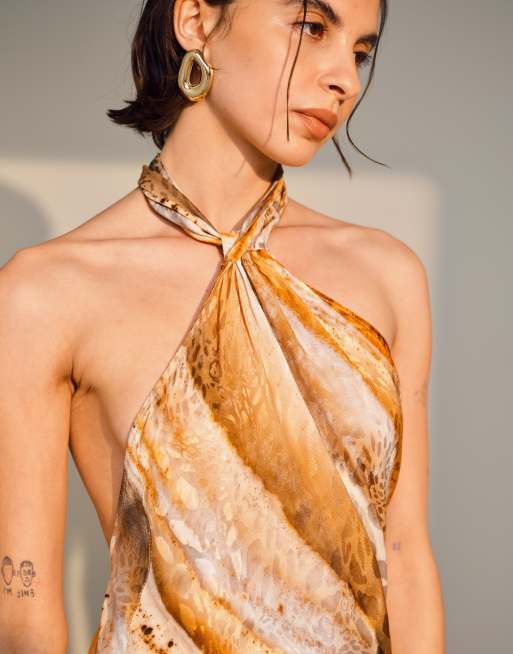 Topshop - Robe courte satinée avec encolure licou nouée à imprimé minéral flou, 2 de 4