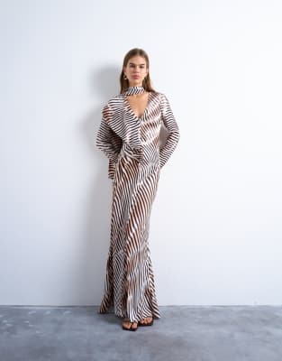 Topshop - Robe longue à rayures abstraites avec volants, manches longues et détail foulard croisé-Multicolore