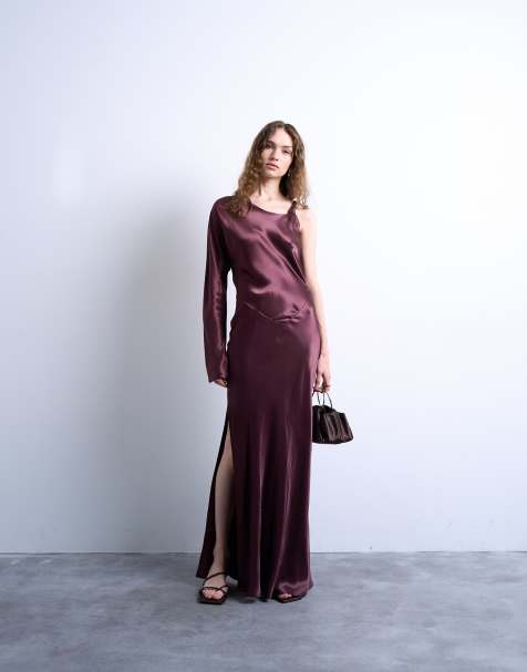 Topshop - Robe longue asymétrique en satin à fleurs avec bretelle torsadée - Port royal - view 1