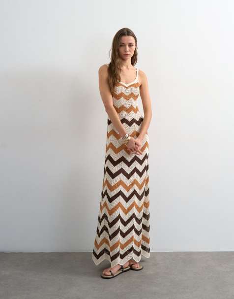 Topshop - Robe longue en maille à rayures chevrons - Neutre - view 1
