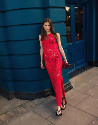 Topshop - Robe longue en maille au crochet de qualité supérieure - Rouge - view 1