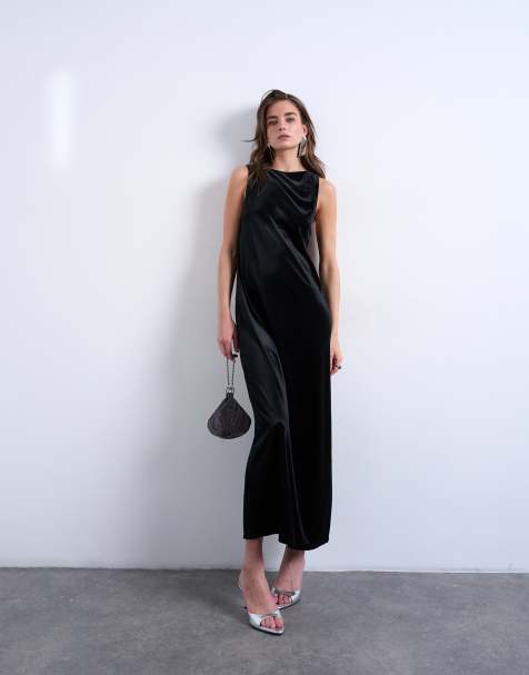 Topshop - Robe longue en velours à col montant et dos ouvert - Noir - view 1