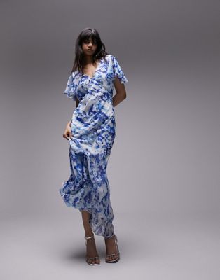 Topshop printed occasion v neck flutter sleeve maxi dress in blue - ASOS Price Checker