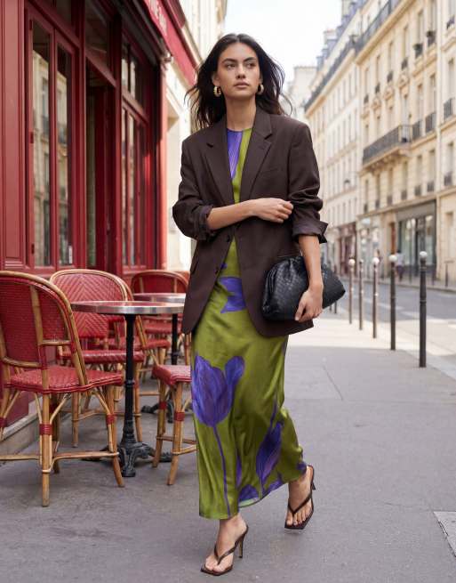Topshop - Robe longue sans manches en satin à fleurs avec nœud sur le côté - Vert et bleu, 11 de 11