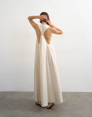 Robe trapèze longue en popeline avec dos nu et ourlet plongeant - Blanc cassé-Pas de couleur 44