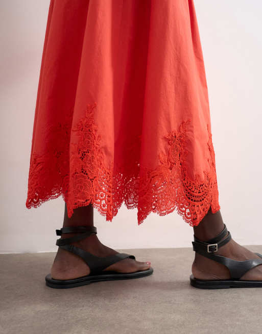 Topshop – Röd maxikjol med volym och spetskant, 2 av 5