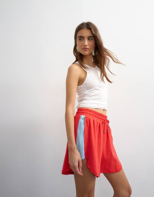 Topshop – Röda, blockfärgade sportshorts, 4 av 5