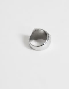 Model wearing Roma waterproof stainless steel ring in gold