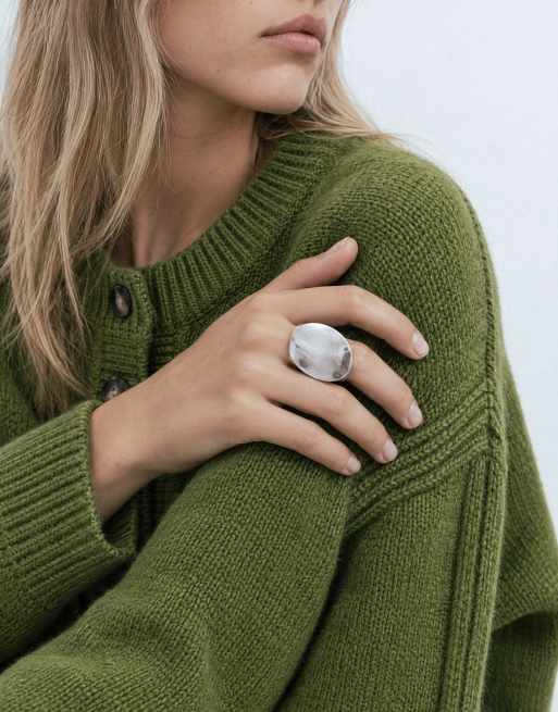 Topshop Romeo vandfast ring i rustfrit stål med disk i børstet sølv, 2 af 4