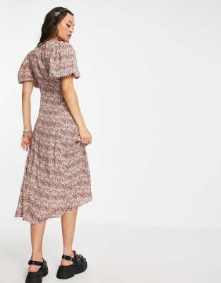 Topshop u2013 Rosa, småblommid vardagsklänning i midilängd med knäppning