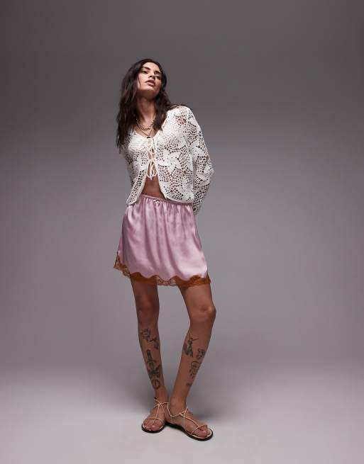 Topshop – Różowa satynowa spódnica mini z pomarańczową koronką 
