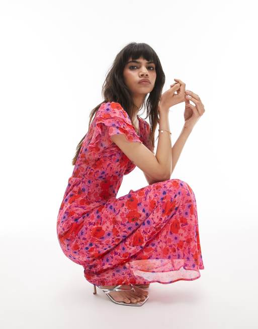 Topshop – Różowa sukienka maxi z falbankami na rękawach w kwiatowy wzór