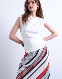 Model wearing Ruched detail sleeveless top in ivory