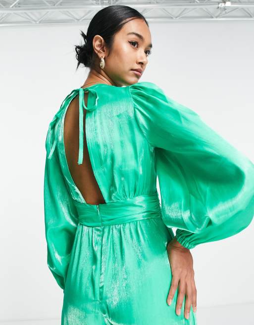 Green Extreme Oversized Satin Plunge Tie Waist Blouse, Missguided