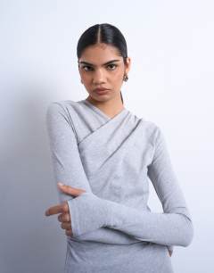 Model wearing Ruched wrap long sleeve top in grey marl