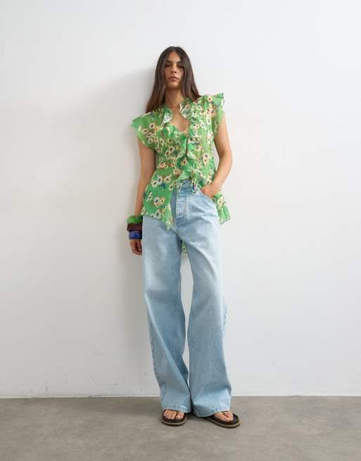 Topshop ruffle v neck top in green floral print, 2 of 4