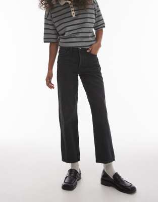 Topshop - Runway - Cropped Jeans mit geradem Schnitt in gewaschenem Schwarz mit mittelhohem Bund