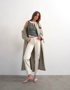 Runway mid rise straight jean in bone