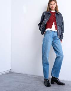 Runway mid rise straight jeans in mid blue