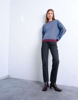 Topshop - Runway - Straight Jeans in verwaschenem Schwarz mit mittelhohem Bund
