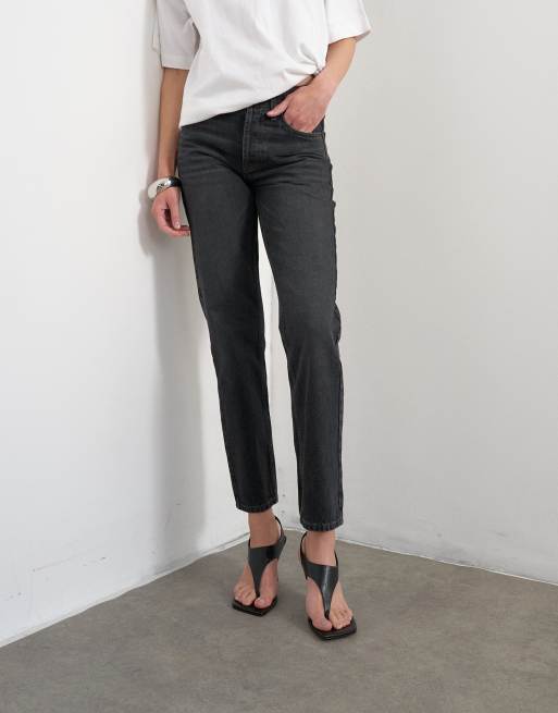 Topshop – Runway – Straight Jeans in verwaschenem Schwarz mit mittelhohem Bund, 2 von 8