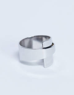 Model wearing Ryan waterproof stainless steel wrap ring in silver