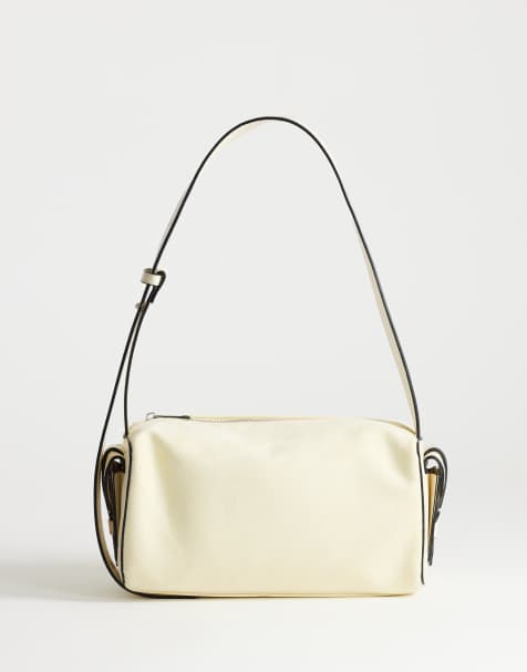 Topshop - Sabrina - Cremehvid mellemstor skuldertaske med lommer i imiteret ruskind - view 1