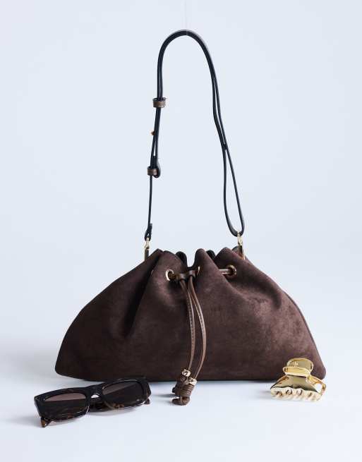 Topshop - Sammy - Sac porté épaule froncé de taille moyenne avec cordon de serrage - Chocolat, 2 de 4