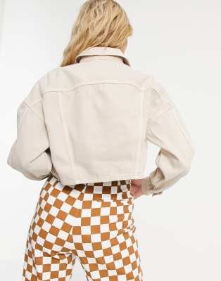 Topshop u2013 Sandfärgad kort jeansjacka