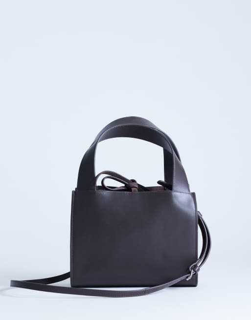 Topshop - Sandy - Petit sac à main en daim et cuir véritables avec fermeture par liens - Chocolat, 4 de 4