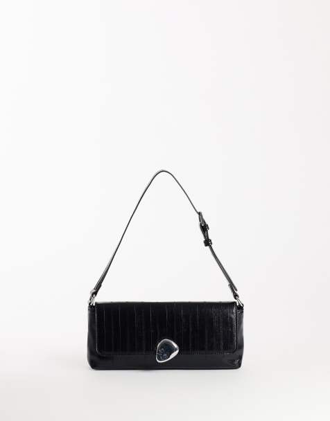 Topshop Santiago lille skuldertaske i imiteret ruskind med sølvfarvede metaldele i sort - view 1
