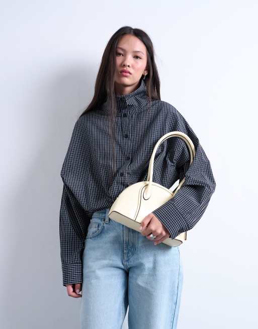 Topshop – Saoirse – Schultertasche in buttermilchgelber Lackoptik, 4 von 4