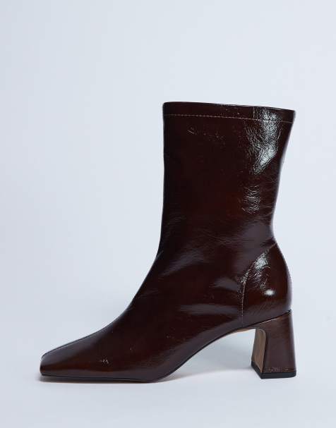 Topshop – Sara – Premium – Chokladbruna boots med fyrkantig tå och utsvängda klackar i läder - view 1