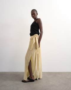 Sash tie crinkle full maxi skirt in natural