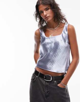 Topshop - Satin-Camisole in Silber mit eckigem Ausschnitt