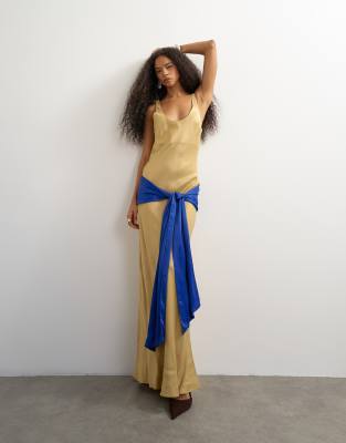 Satin 4