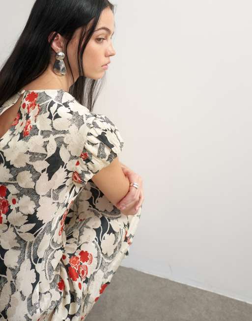Topshop satin-jacquard maxikjole med pufærme i rødt og sort blomsterprint, 2 af 4