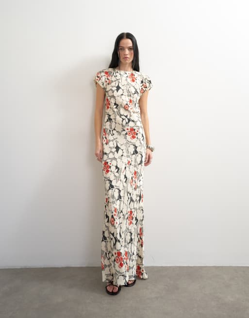 Topshop satin-jacquard maxikjole med pufærme i rødt og sort blomsterprint, 4 af 4